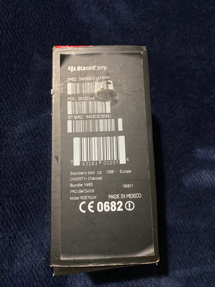 BlackBerry Q5 Smartphone *** - photo 5