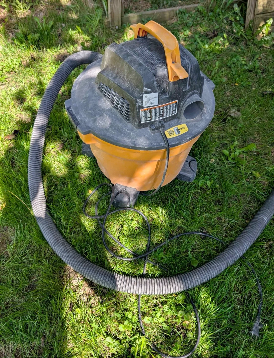 Ridgid 9 Gallon Wet Dry Vacuum
