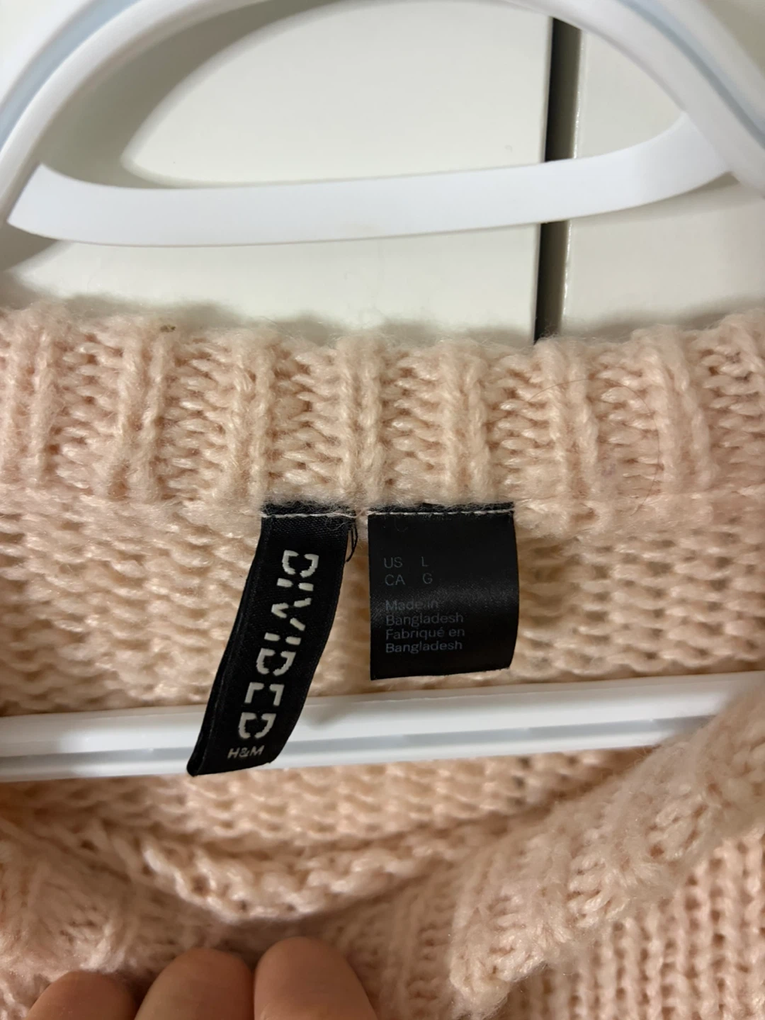 H&M DIVIDED Knit Sweater Size Large - photo 3