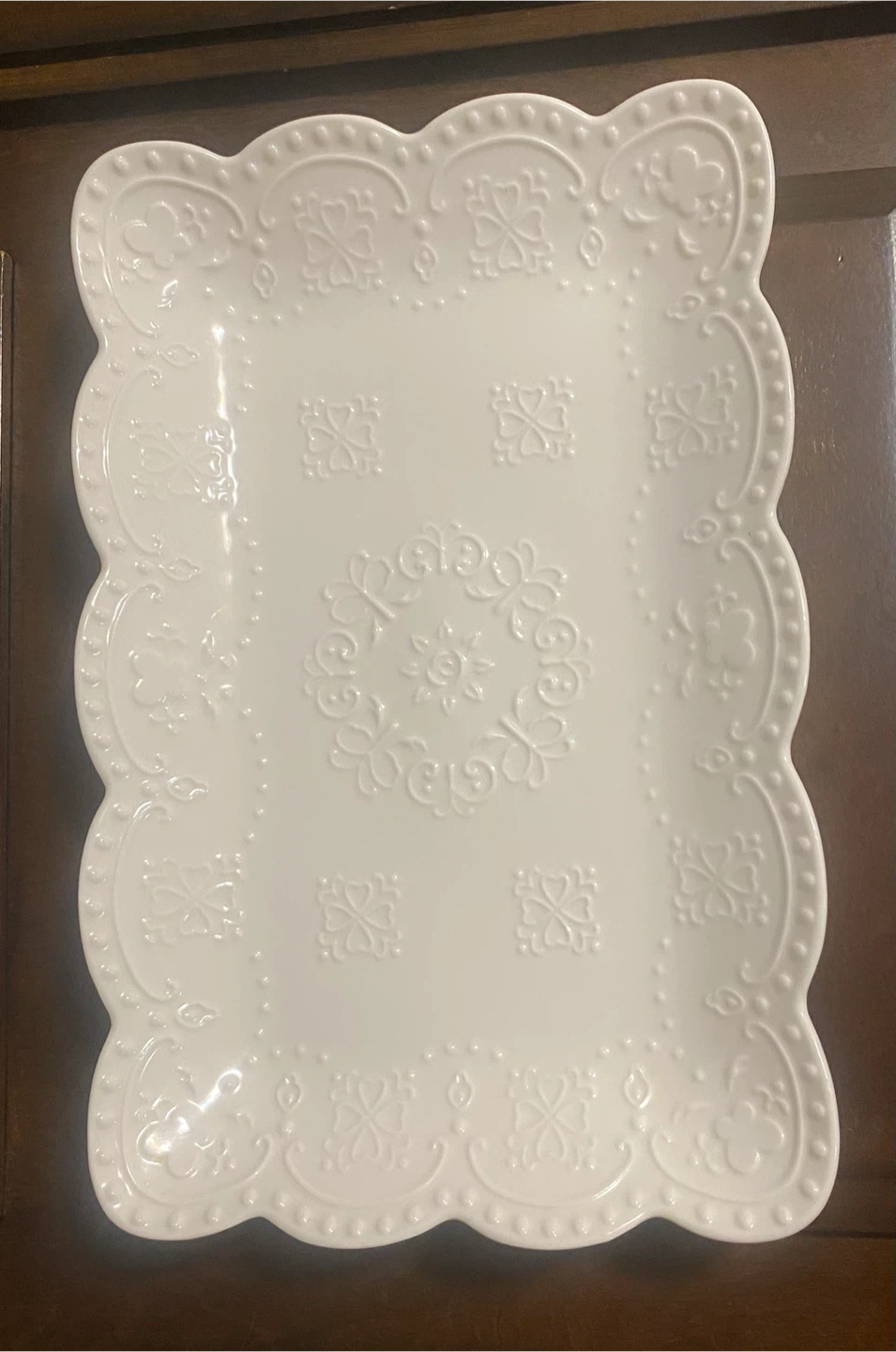 Casa Signature Embossed White Trays - Set of 3 - photo 3