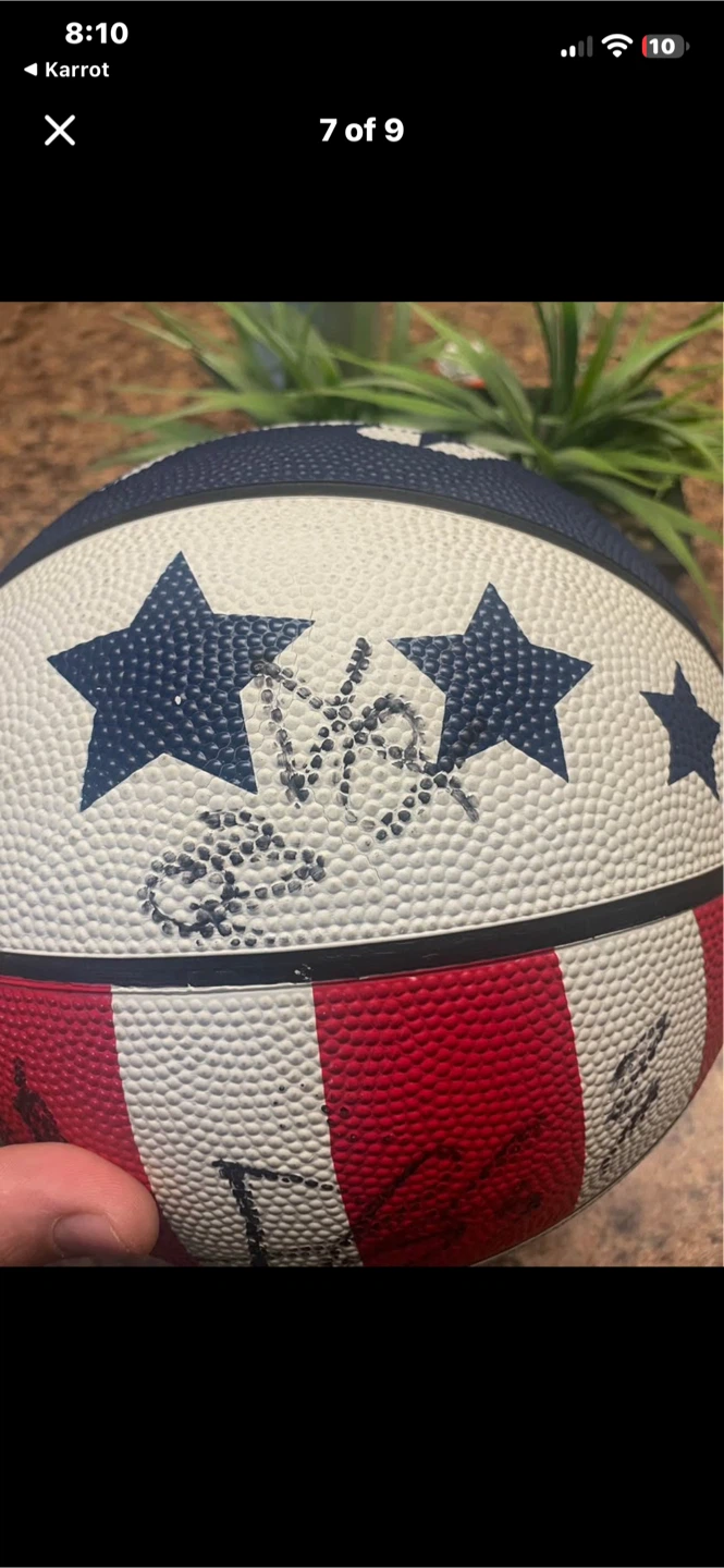Harlem Globetrotters Autographed Basketball - photo 4