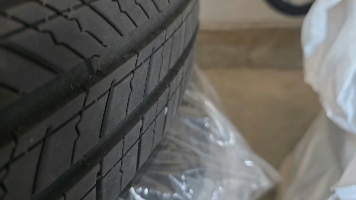 19-inch OEM Genesis Rim & Tire Package – Michelin All-Season - photo 5