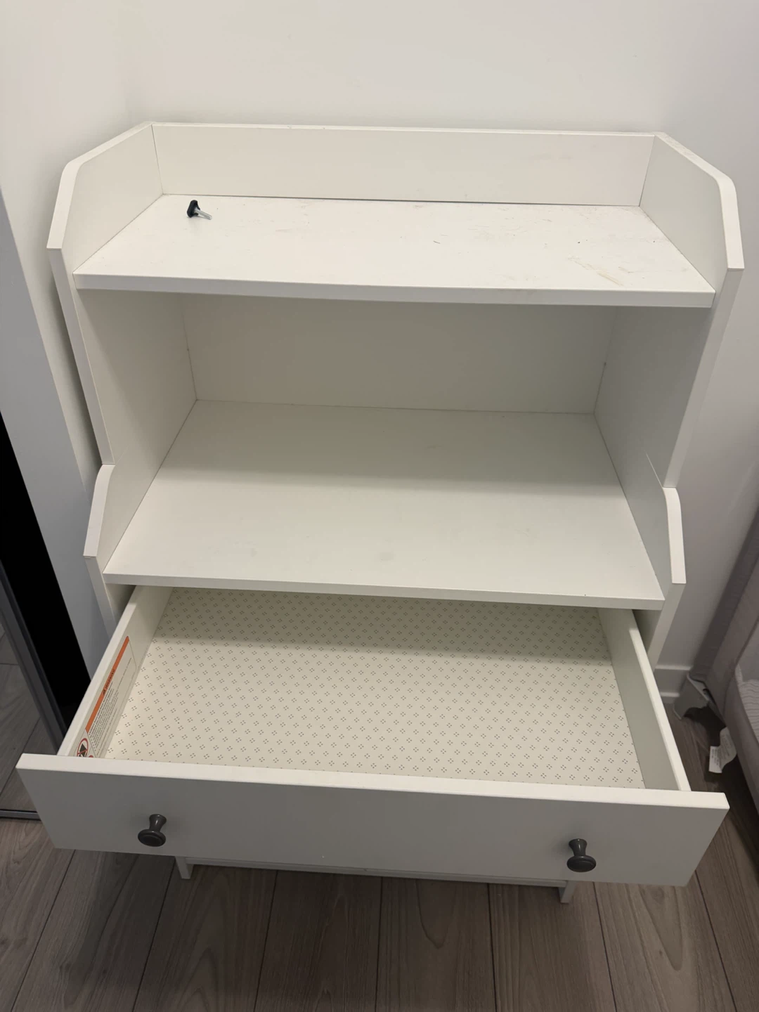 White Dresser with Hutch - photo 5
