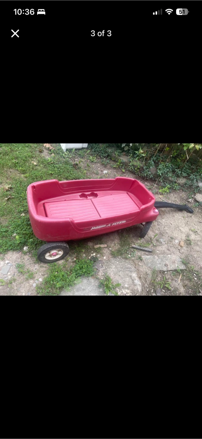 Radio Flyer Red Plastic Wagon - photo 3