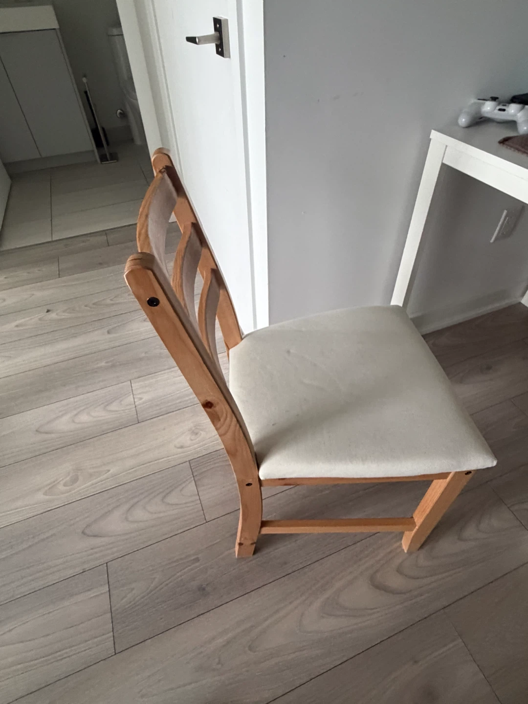 Wooden Dining table &  Chairs with Padded Seats - photo 2