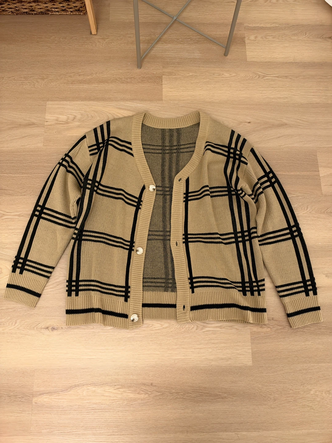 V-Neck Knit Cardigan - photo 2