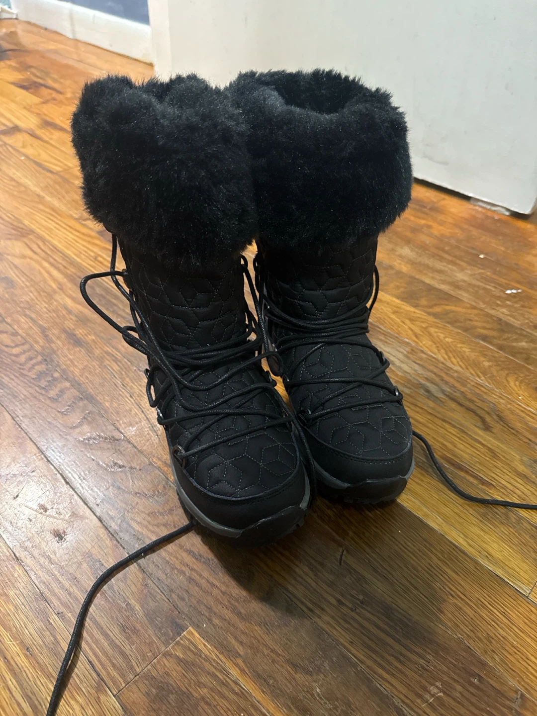Black Fur-Lined Winter Boots