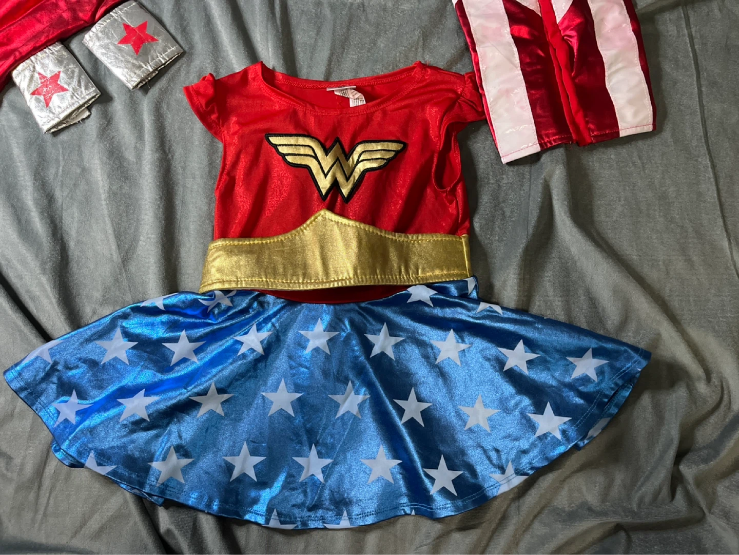 Toddler Wonder Woman Halloween costume size 3T - photo 2