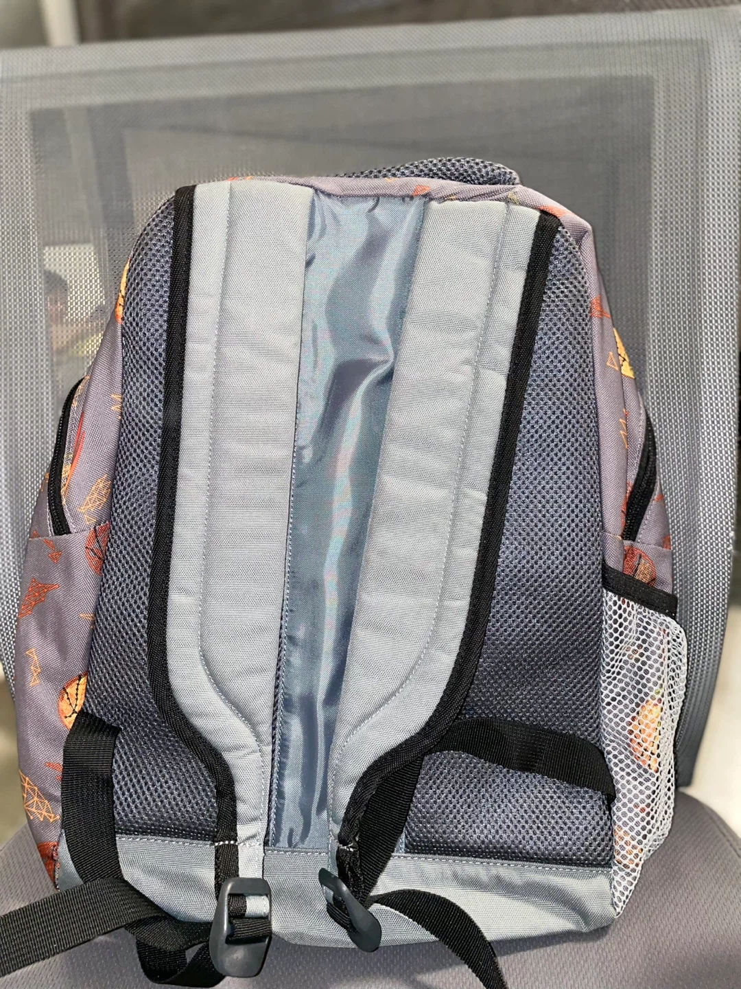 Basketball print backpack - photo 2