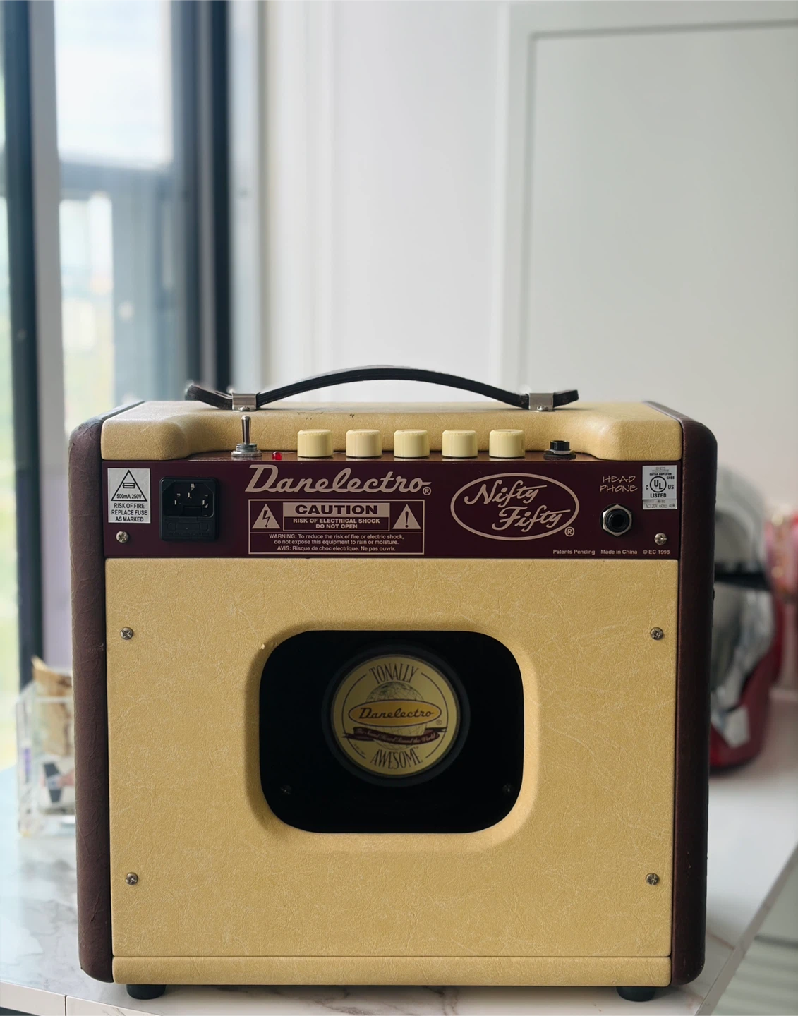 Danelectro Nifty Fifty Guitar Amplifier - photo 2