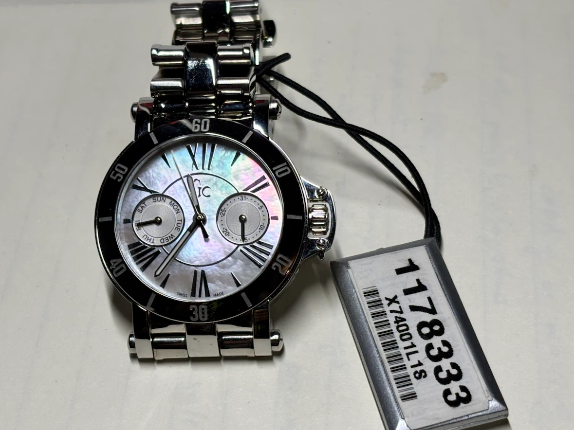 New Gc Swiss Made Watch Model X74001L1S - photo 2