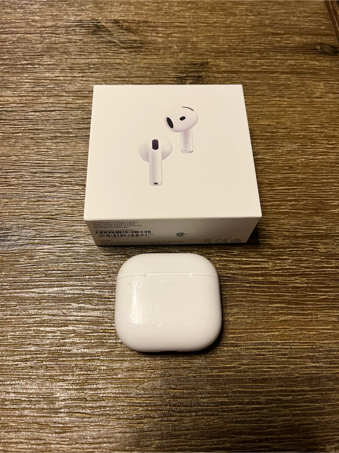 Apple AirPods 4 (ANC)