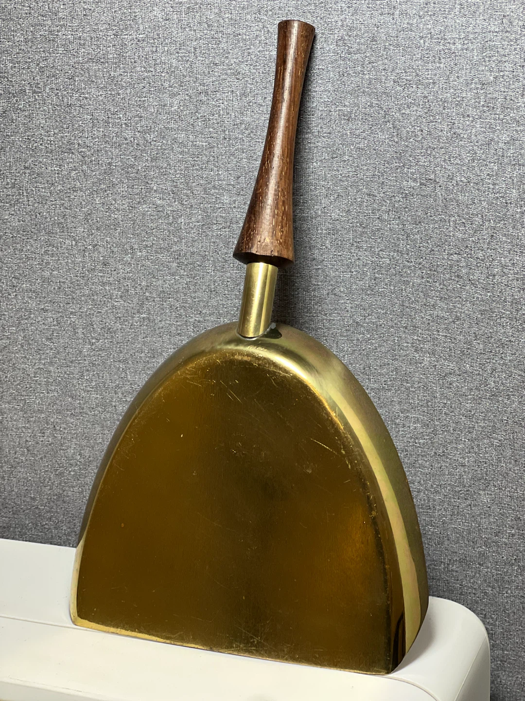 Vintage Brass Crumb Scoop Dustpan with Wood Handle Made in Italy - photo 2