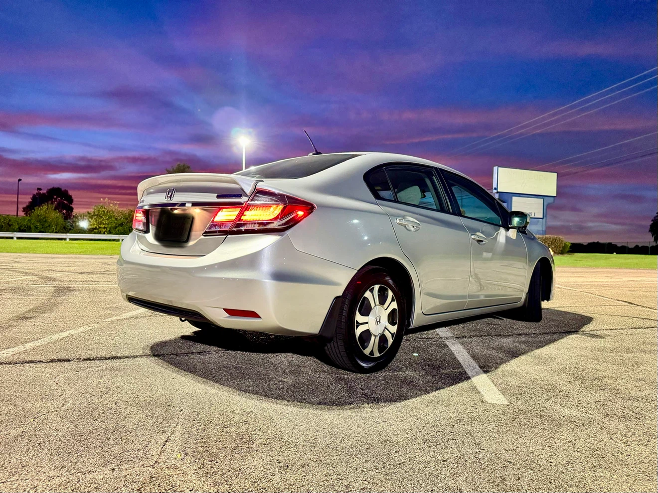 2015 Silver Honda Civic Sedan Hybrid - photo 4
