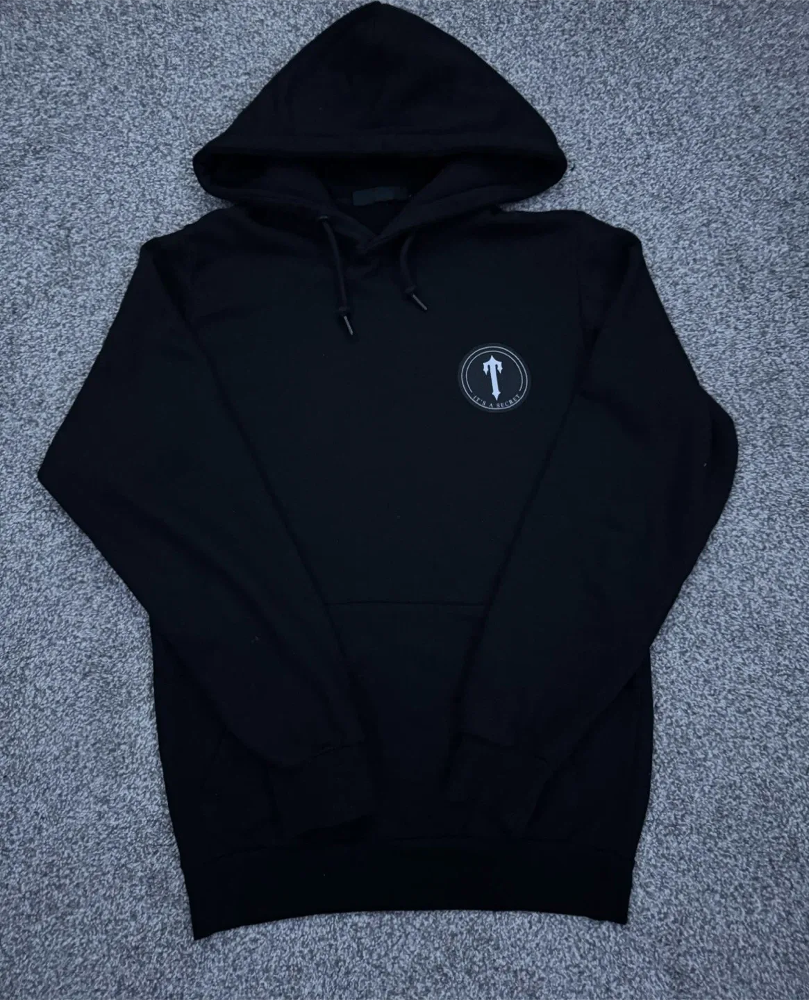 Black trapstar hoodie