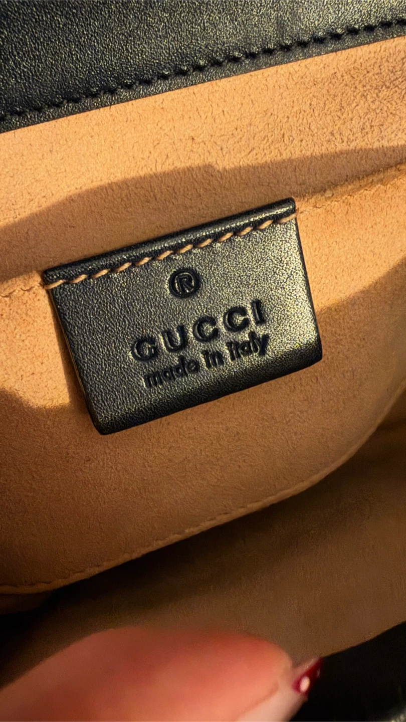 Gucci Signature Padlock Shoulder Bag - photo 5