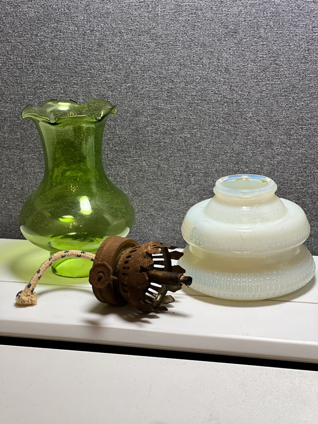 Vintage Mini Glass Oil Lamp with Green Ruffled Chimney Hong Kong - photo 4