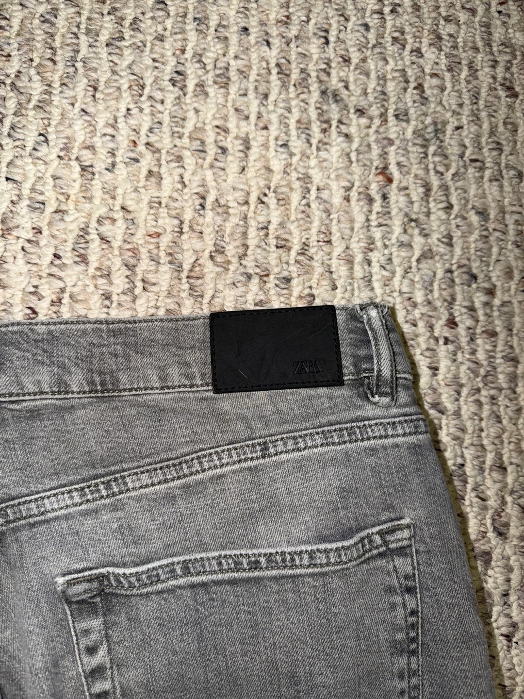 Zara Grey Denim Jeans - photo 3