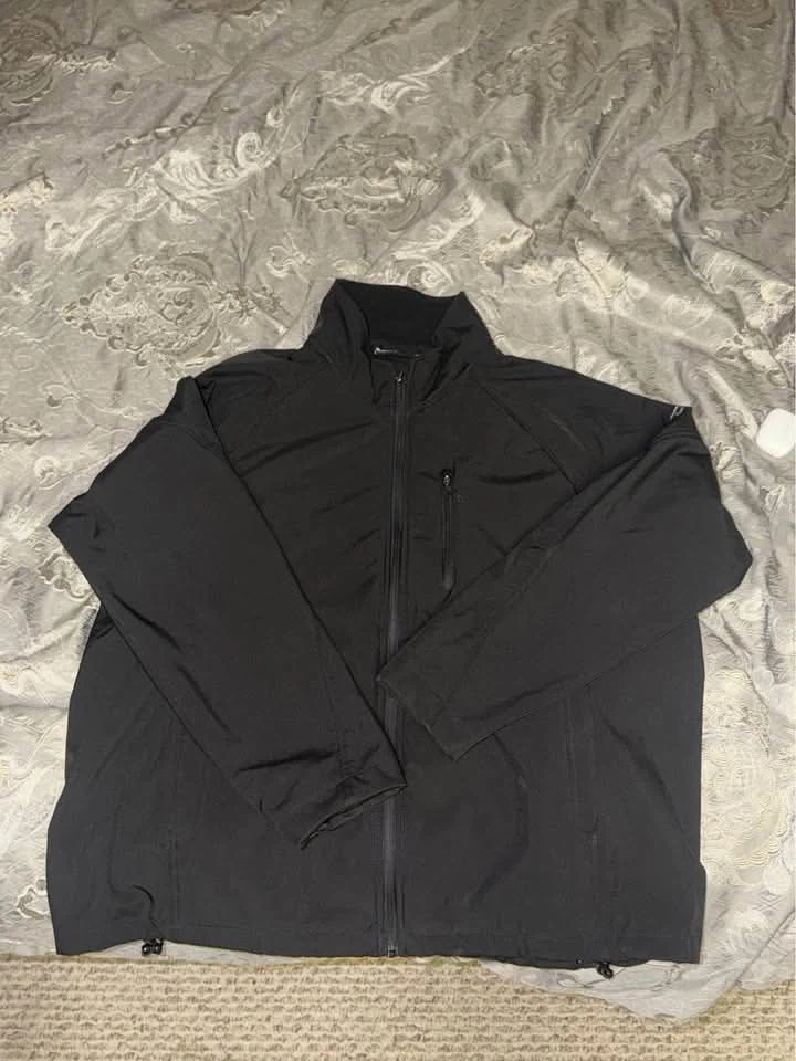SwissTech Black Softshell Jacket