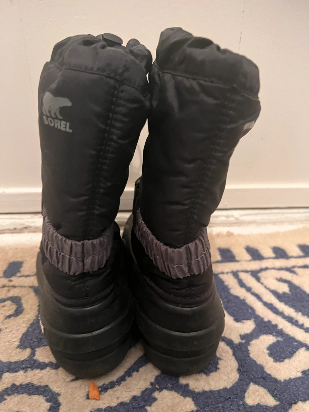 Sorel Youth Winter Boots Size 1 - photo 2