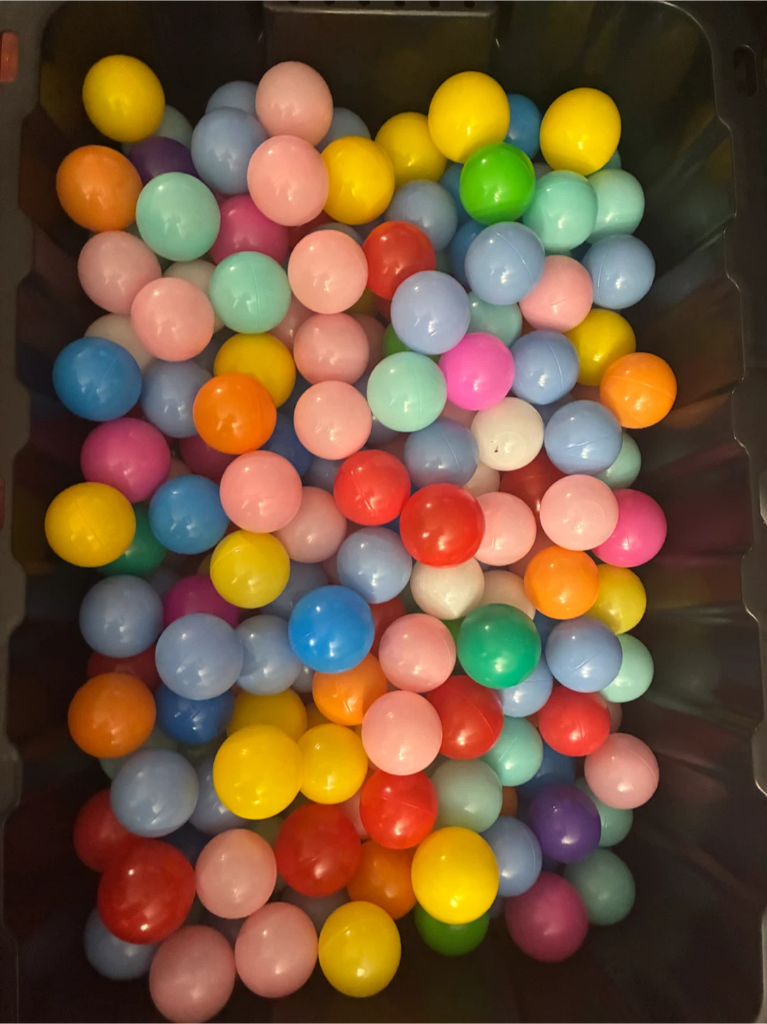 Kids Pop-Up Play Tent with Ball Pit Balls