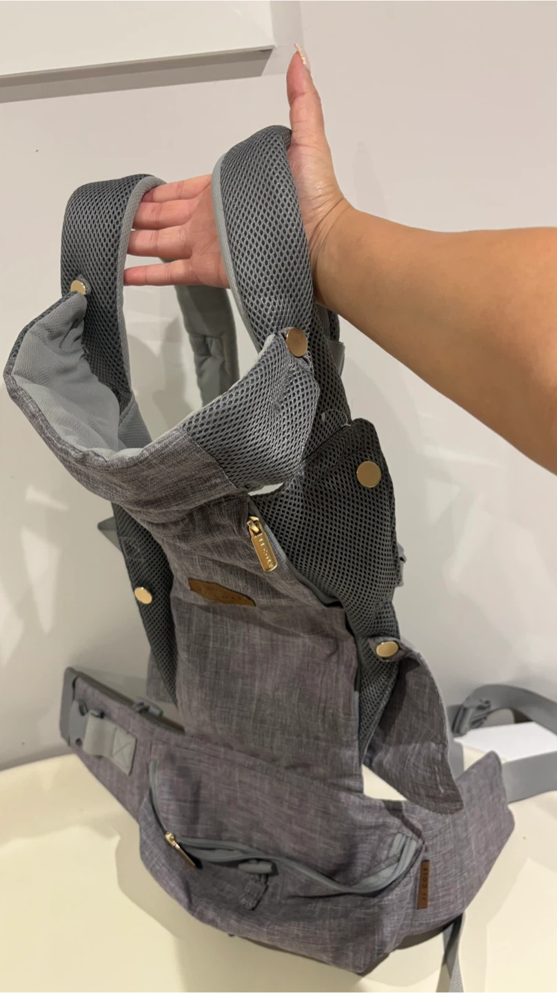 JJ Cole Baby Carrier - photo 4