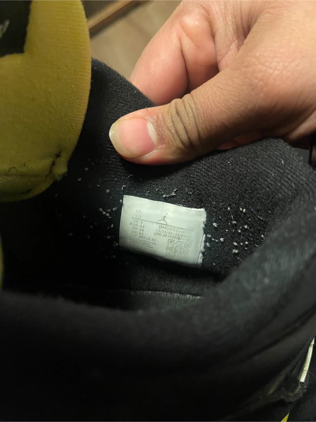 Air Jordan 4 Retro Lightning Size 10 - photo 2