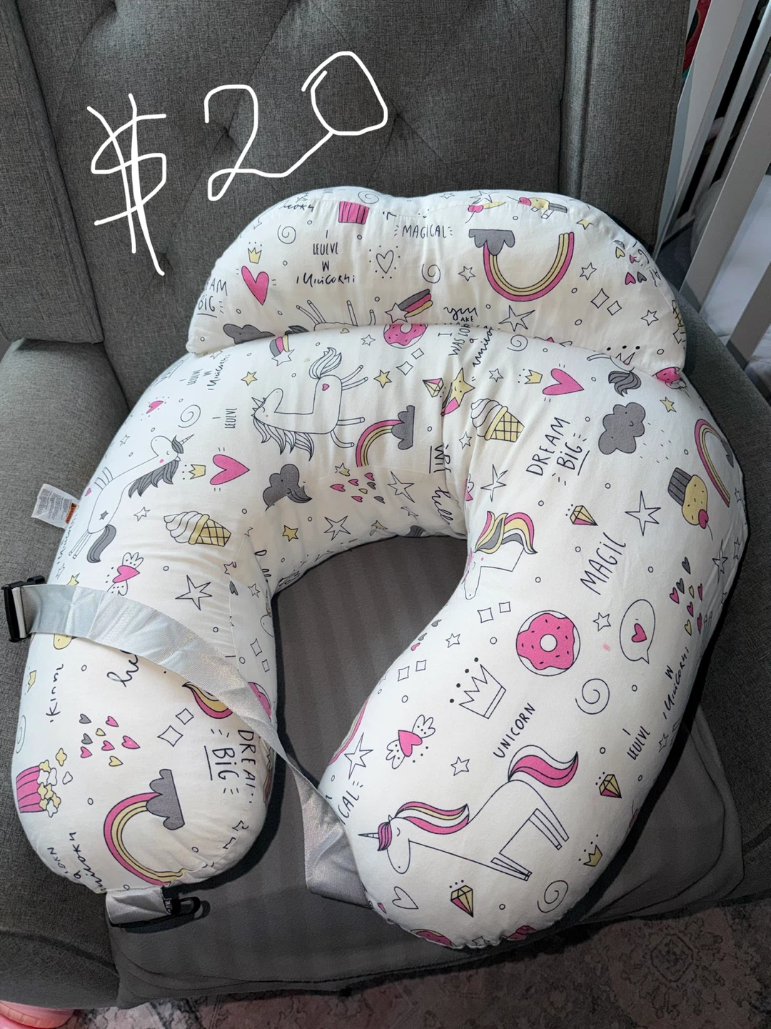 Pregnancy & Nursing Pillow with Unicorn Pattern - photo 3