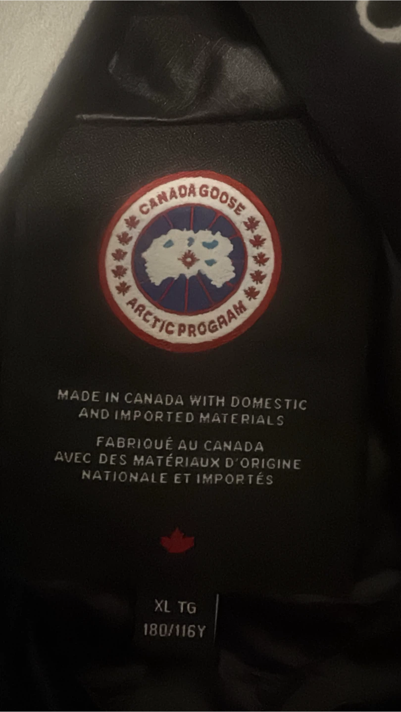 Canada Goose Puffer Jacket - Black - photo 2