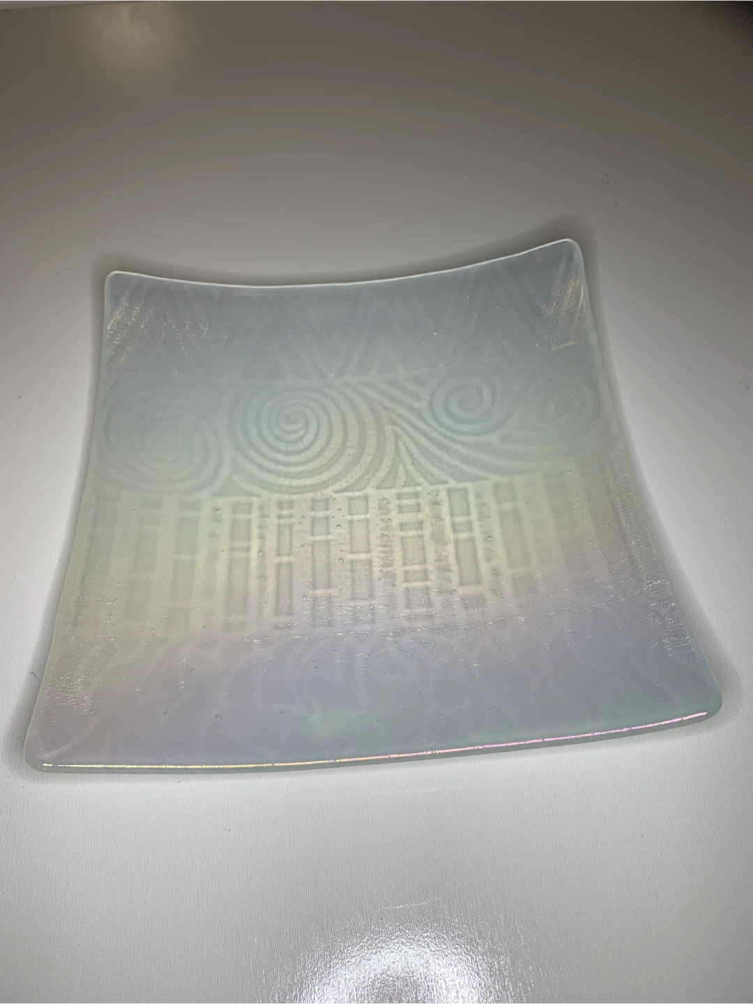 Iridescent Glass Decorative Plate - photo 3