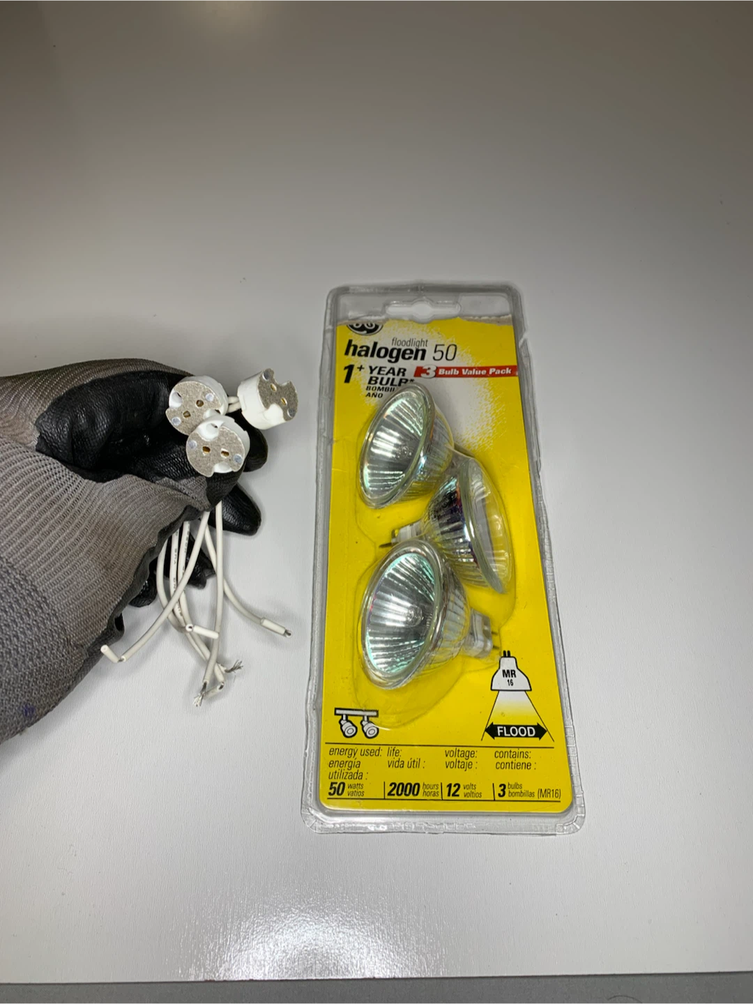 GE Halogen 50 Floodlight 3 Bulb Value Pack