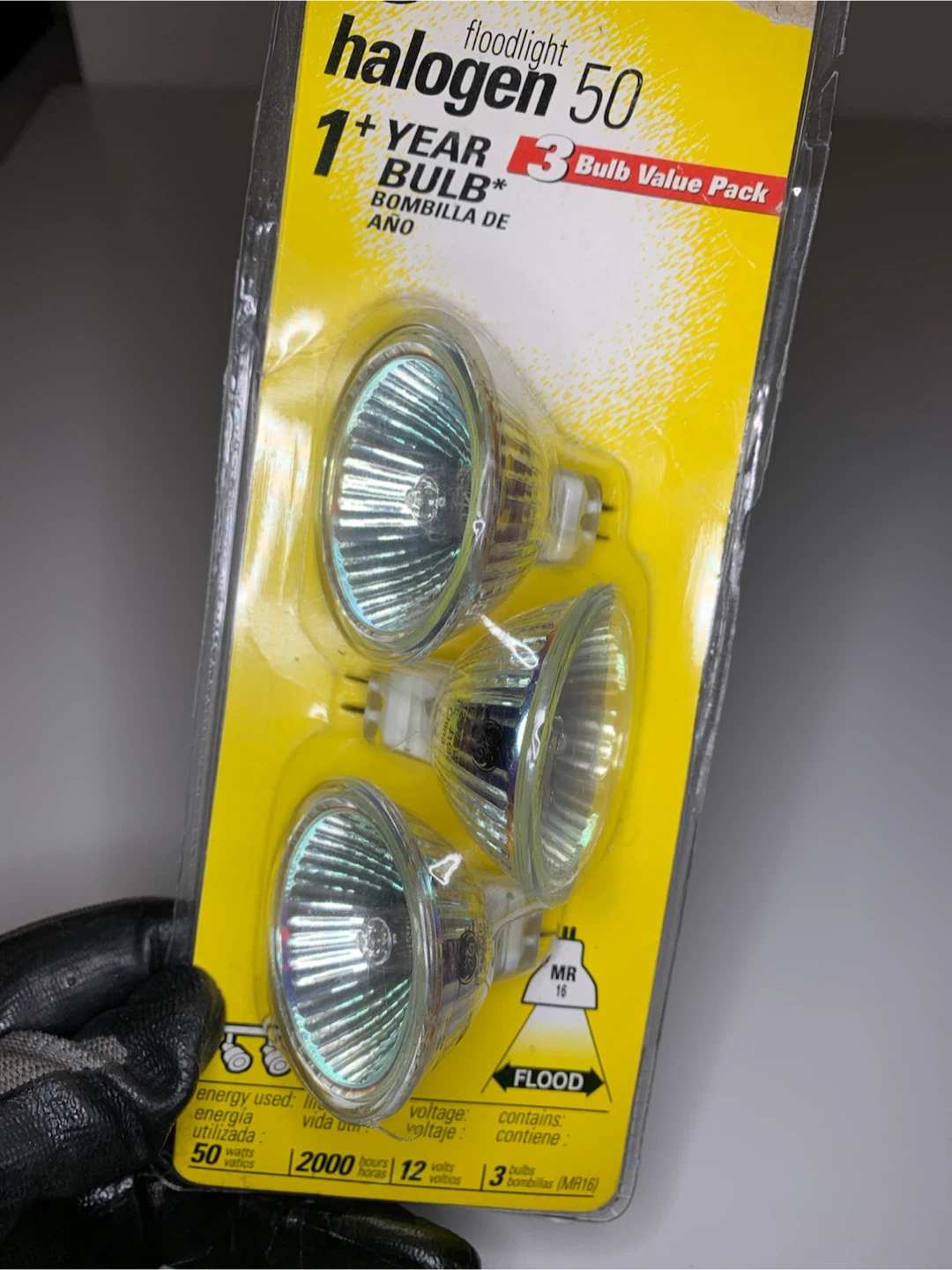 GE Halogen 50 Floodlight 3 Bulb Value Pack - photo 2