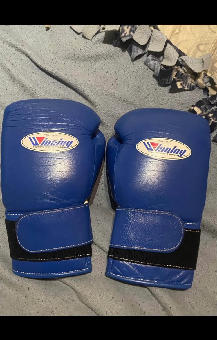 Winning Boxing Gloves - Blue 12 oz