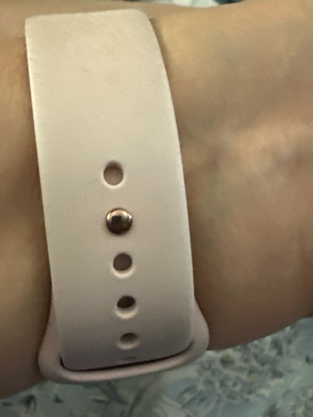 Apple Watch Series 3 42mm Gold Aluminum - photo 4
