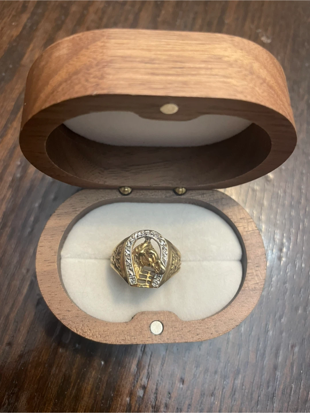 Gold Horse Shoe Ring with Diamonds