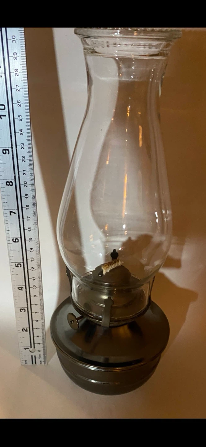 Vintage style metal oil lamp - photo 2