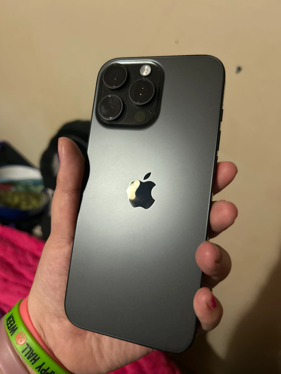 Apple iPhone 16 pro max