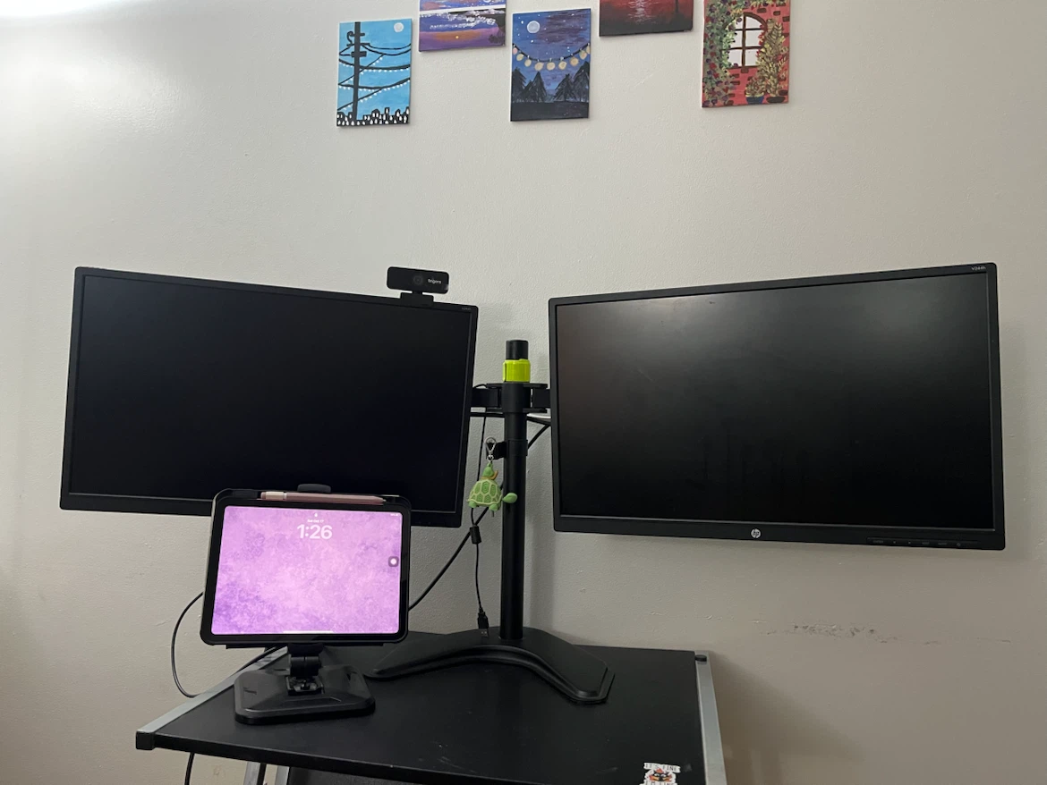 2x 24" HP 1080p Monitors + Dual Arm Mount + iPad stand - photo 2