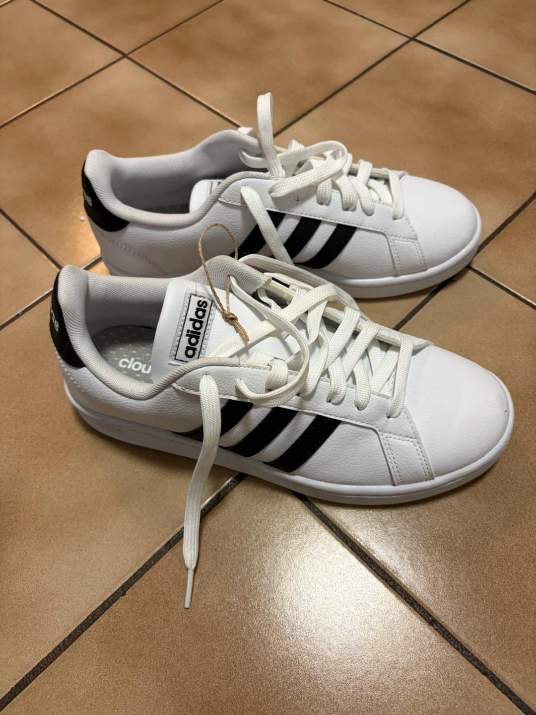 Women’s Adidas shoes