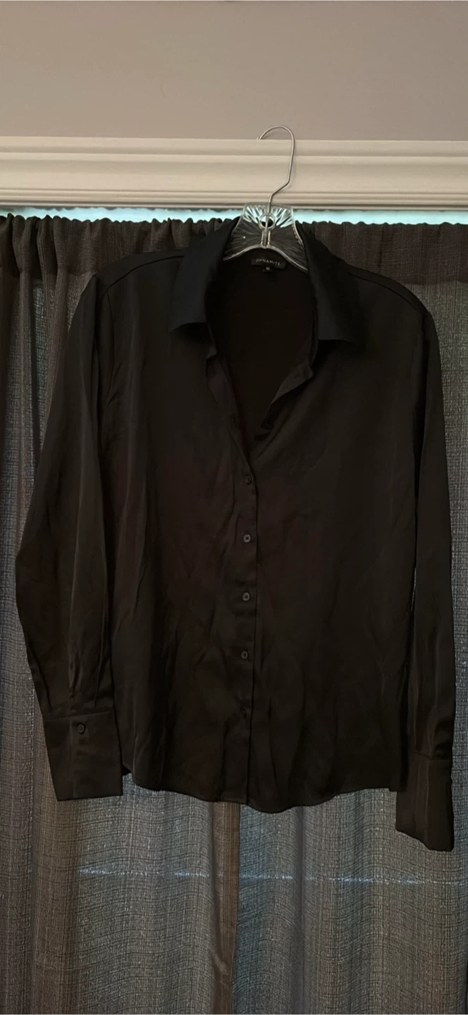 Dynamite Black Button-Up Shirt