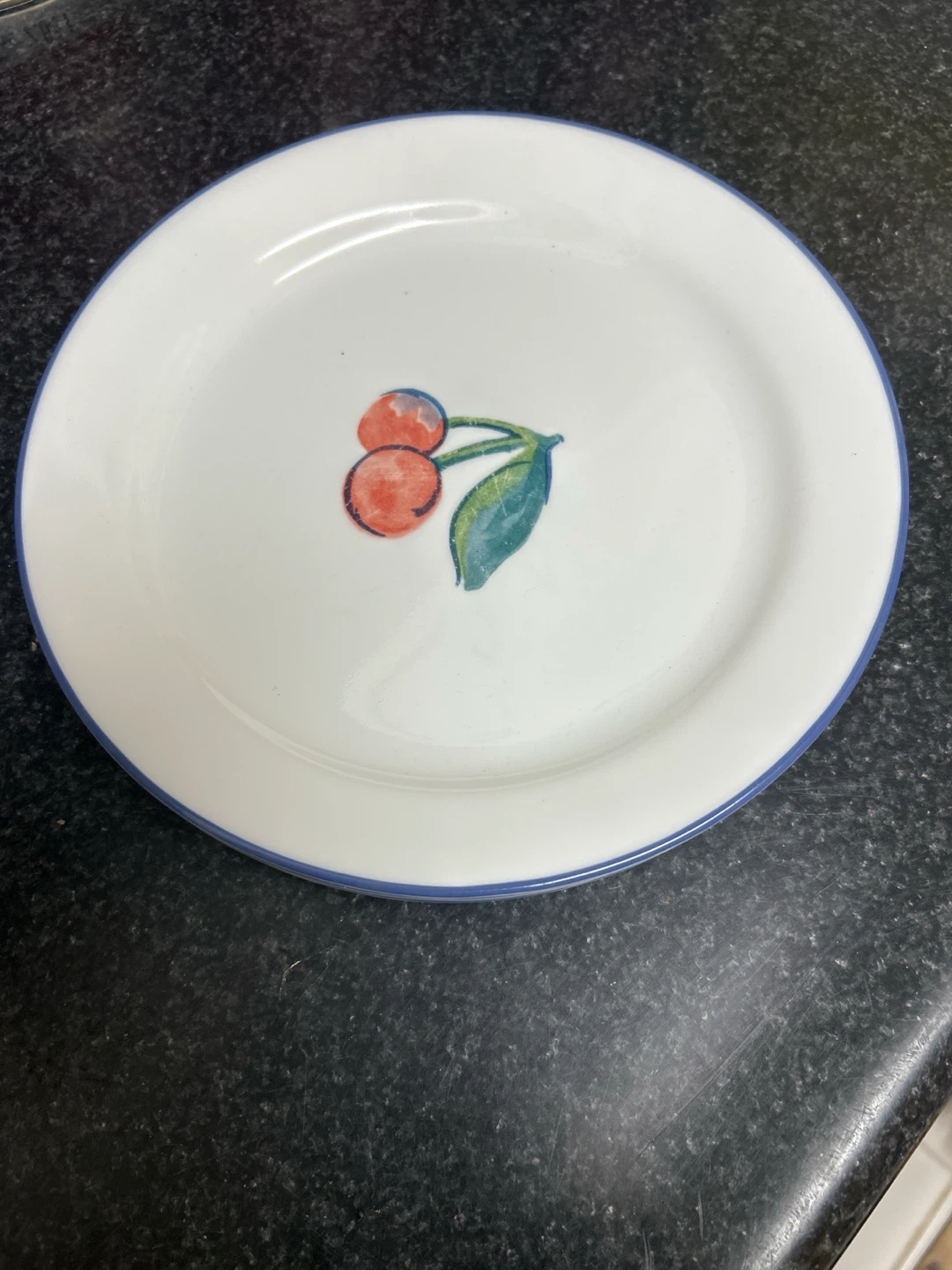 Set of 6 Corelle Cherry Pattern lunch  Plates