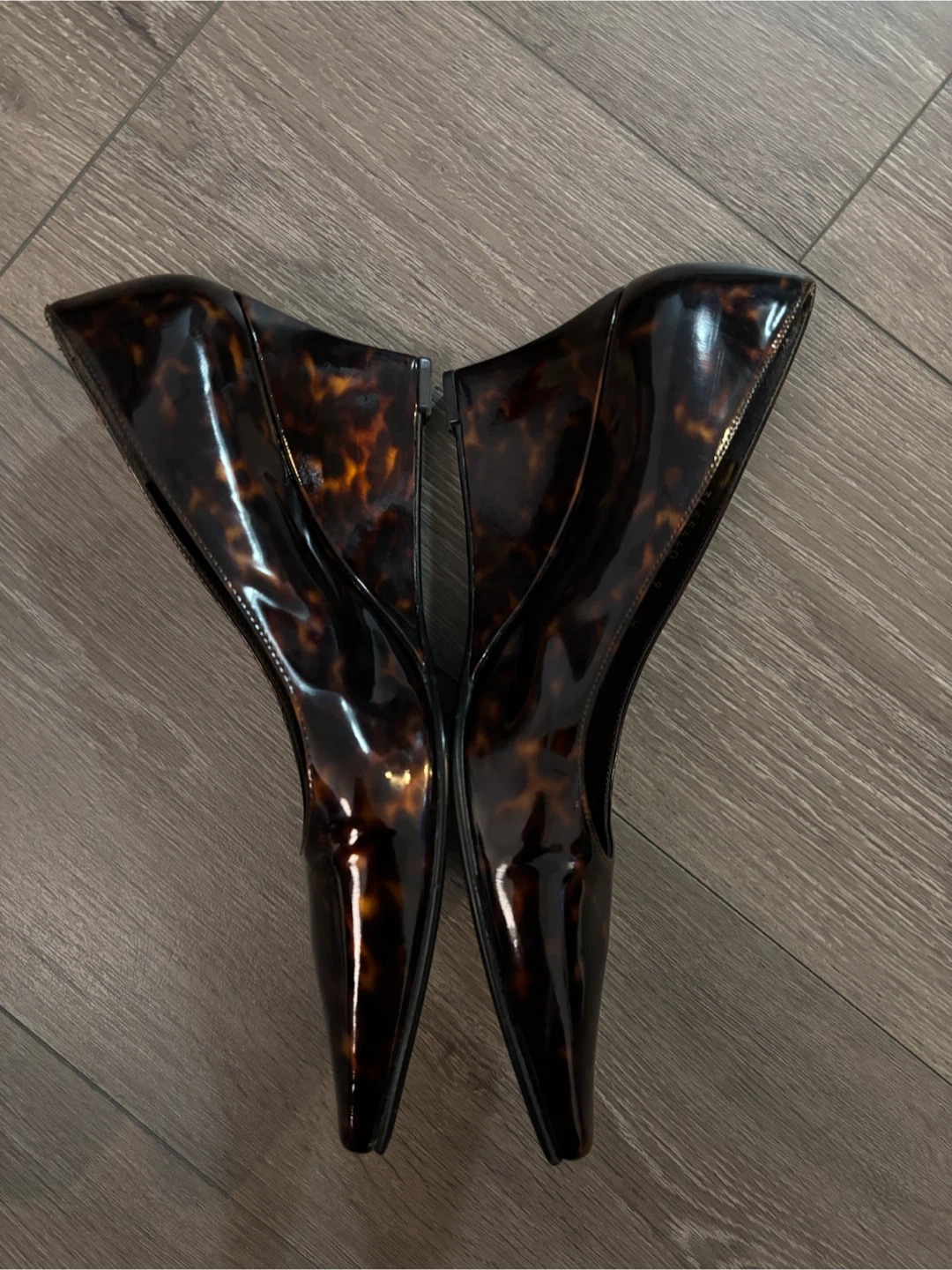 Stuart Weitzman Tortoiseshell Pointed Toe Pumps - photo 5