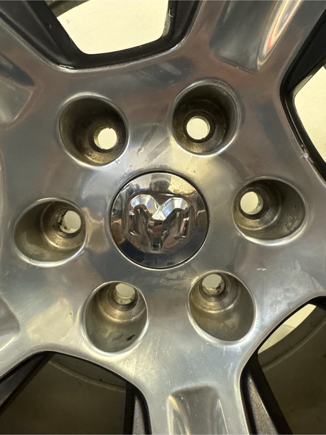 Set of 4 Dodge Ram Alloy Wheels - photo 2