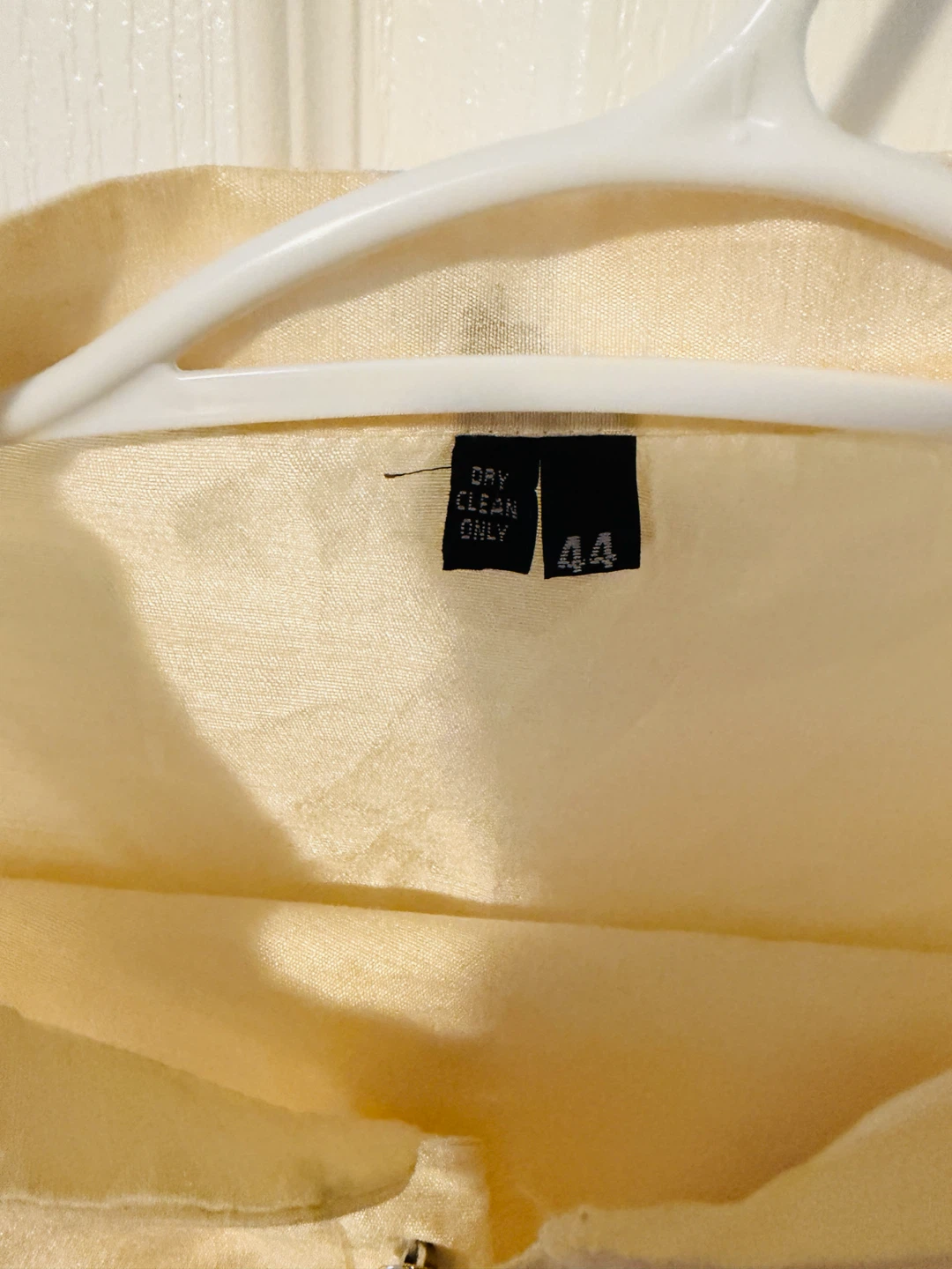 Mens Cream Kurta Set with Embroidered Blue Vest - photo 4