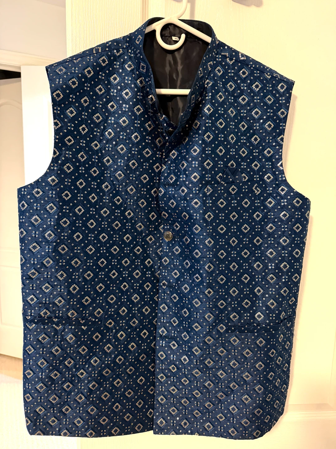 Mens Cream Kurta Set with Embroidered Blue Vest - photo 5