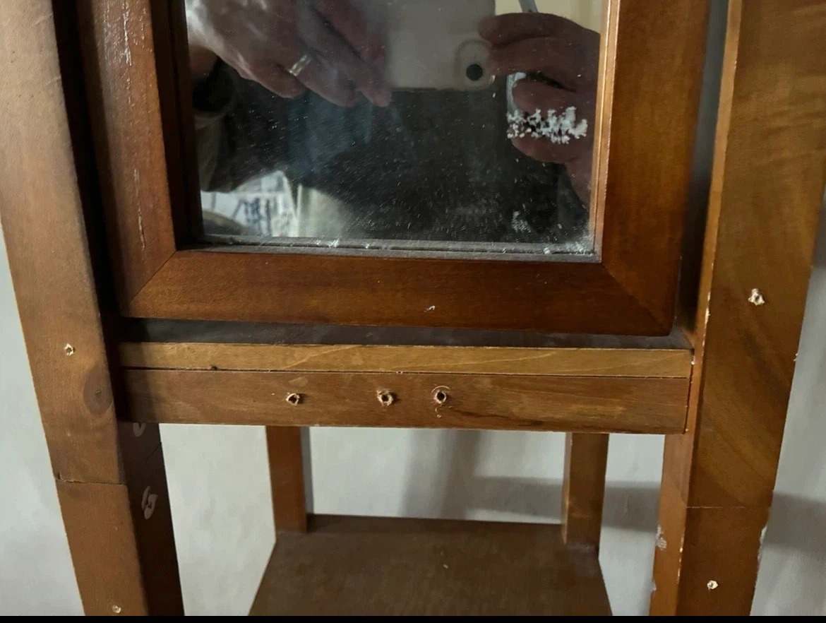 $36  TALL NARROW WOODEN DISPLAY TOWER WITH SWIVELLING MIRROR - photo 2