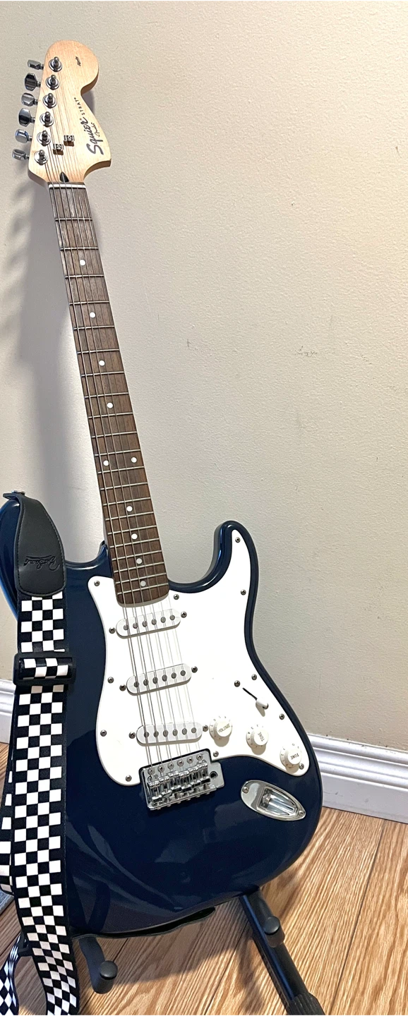 Squier Affinity Series Stratocaster Electric Guitar