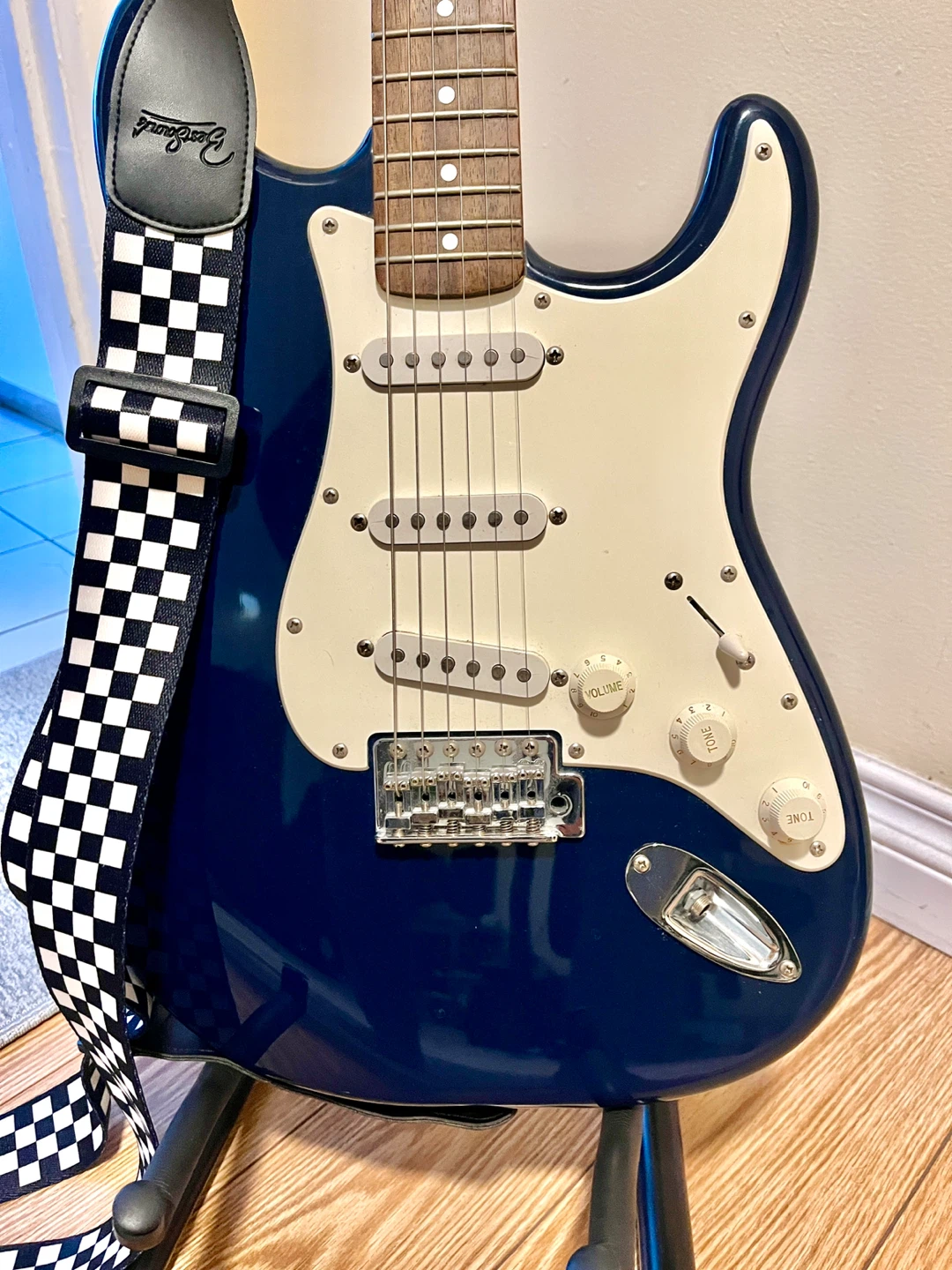 Squier Affinity Series Stratocaster Electric Guitar - photo 2