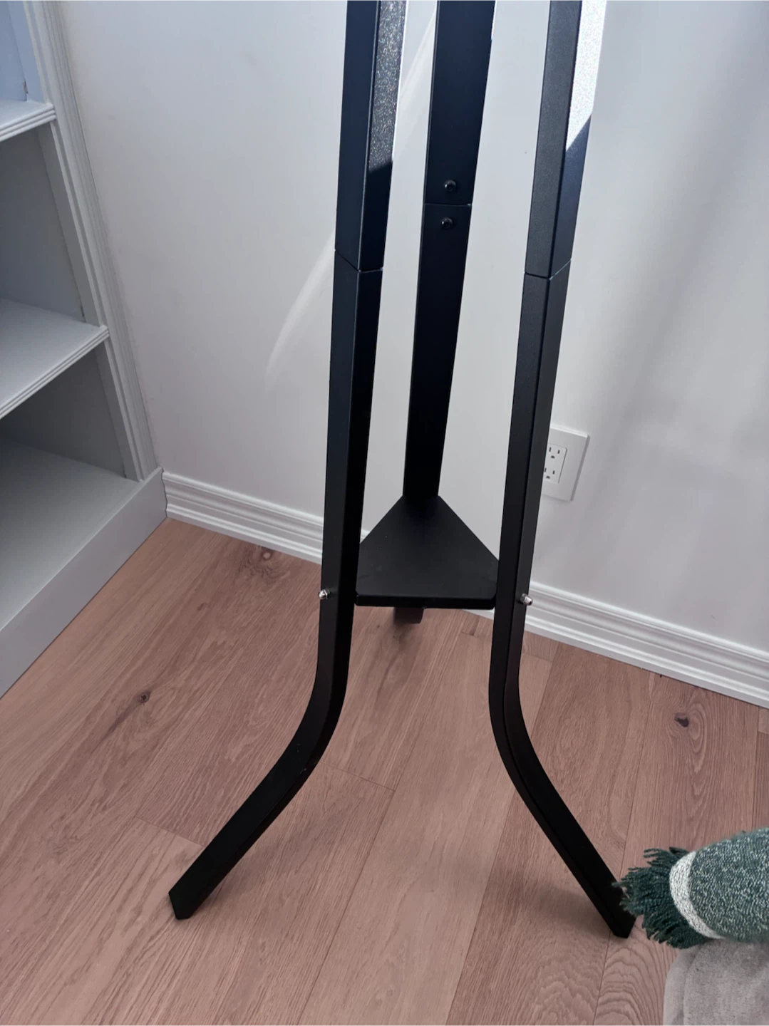 Metal Coat Stand - photo 2