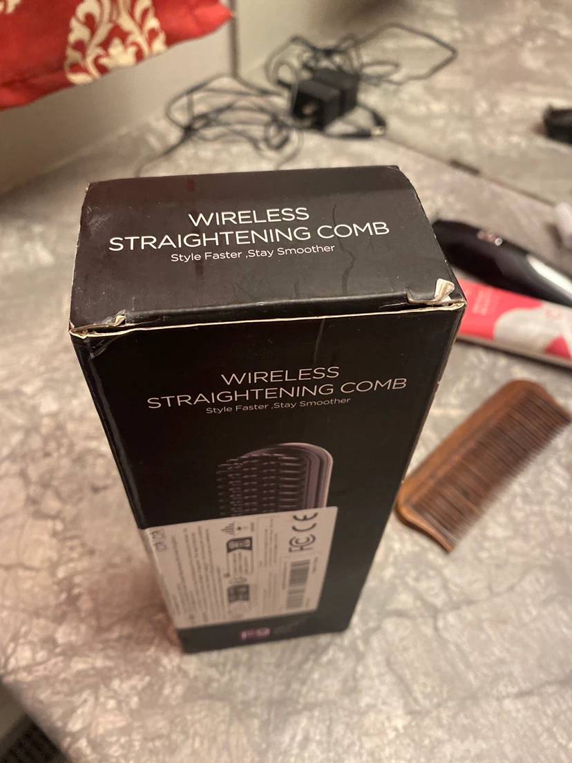 Wireless Straightening Comb